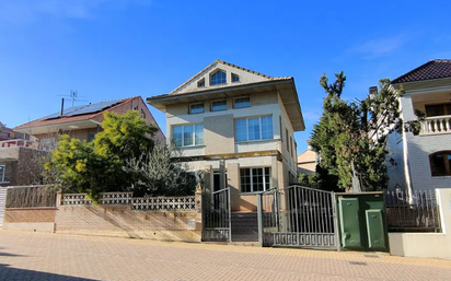 Vista exterior de Casa o xalet en venda en  Zaragoza Capital amb Aire condicionat i Calefacció