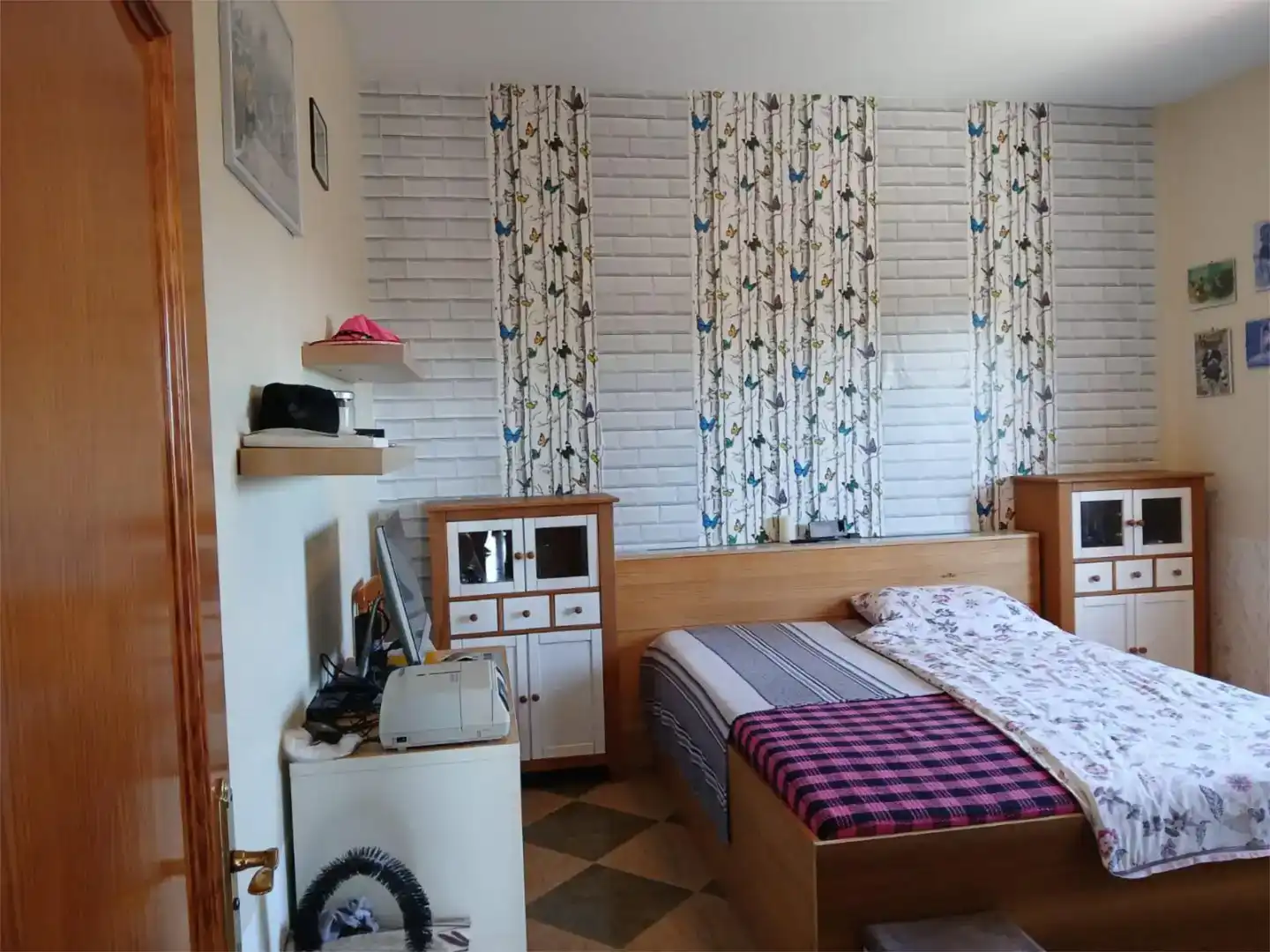 Habitación de Piso en venta en Vélez-Málaga con Piscina y Balcón