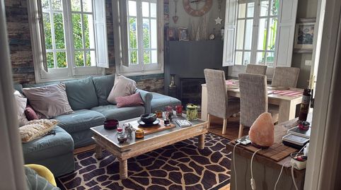 Exclusiva Casa Indiana en Urbanización Arriondas, Bild 2