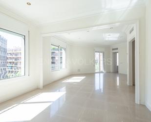 Apartment for sale in  Barcelona Capital  with Air Conditioner, Terrace and Balcony