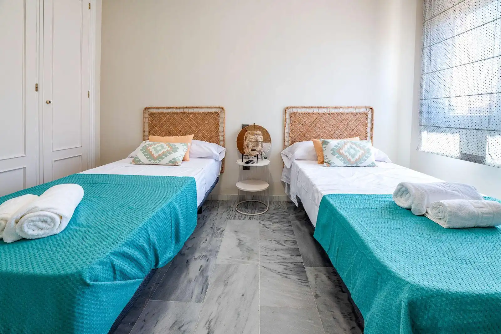 Habitación de Casa adosada en venta en Marbella con Aire acondicionado, Calefacción y Jardín privado