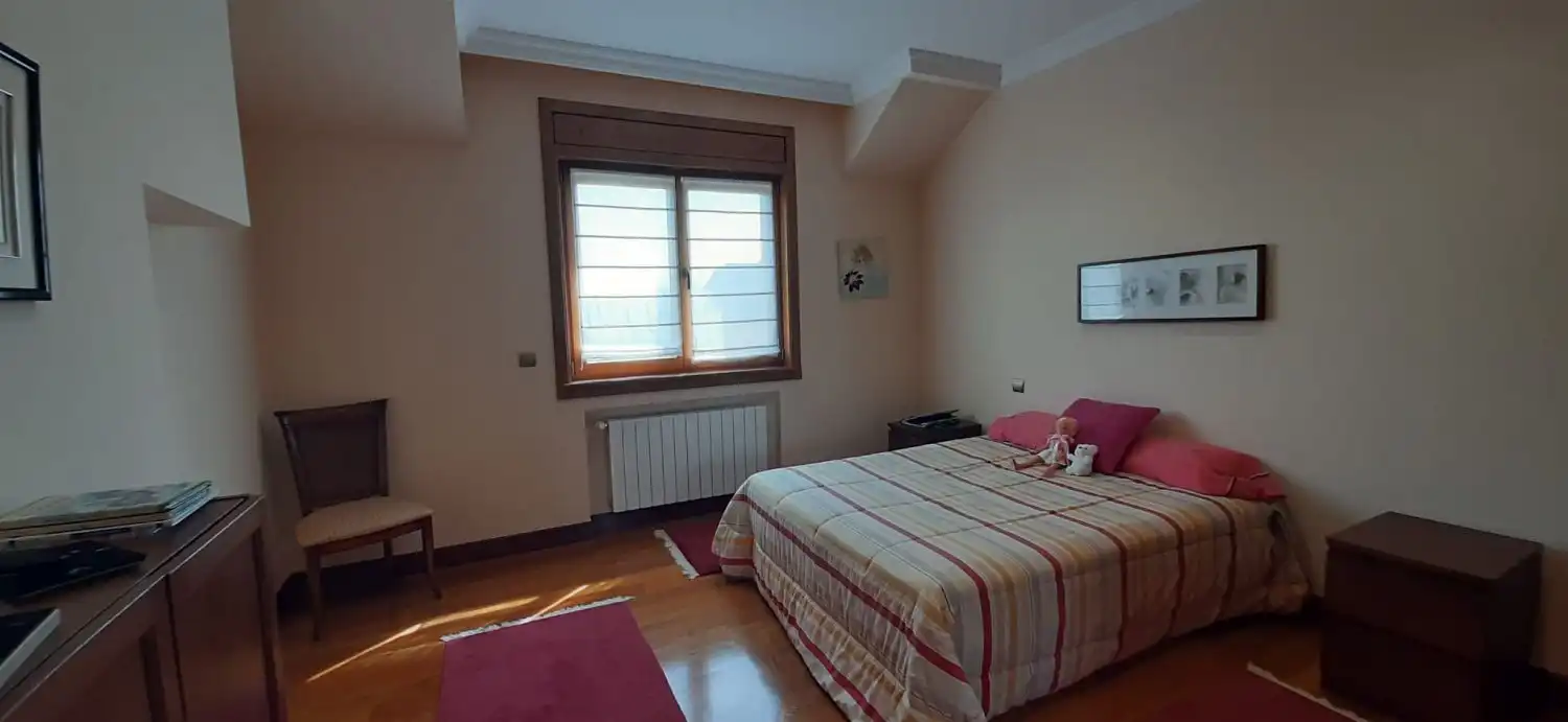 Dormitori de Casa o xalet en venda en Argoños  amb Calefacció