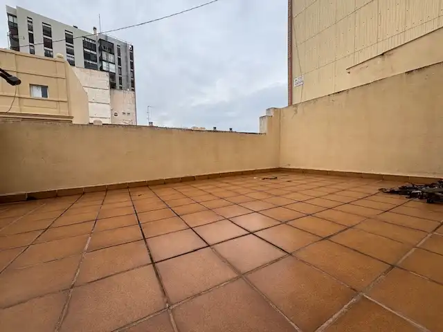 Terraza de Dúplex en venta en Castellón de la Plana / Castelló de la Plana con Calefacción y Terraza