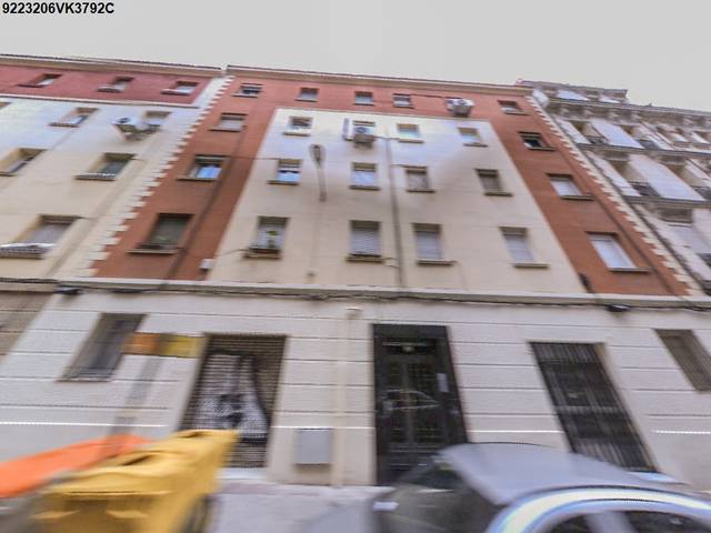 Local comercial en Venta en Calle de Pablo Montesinos, 13 en San Isidro