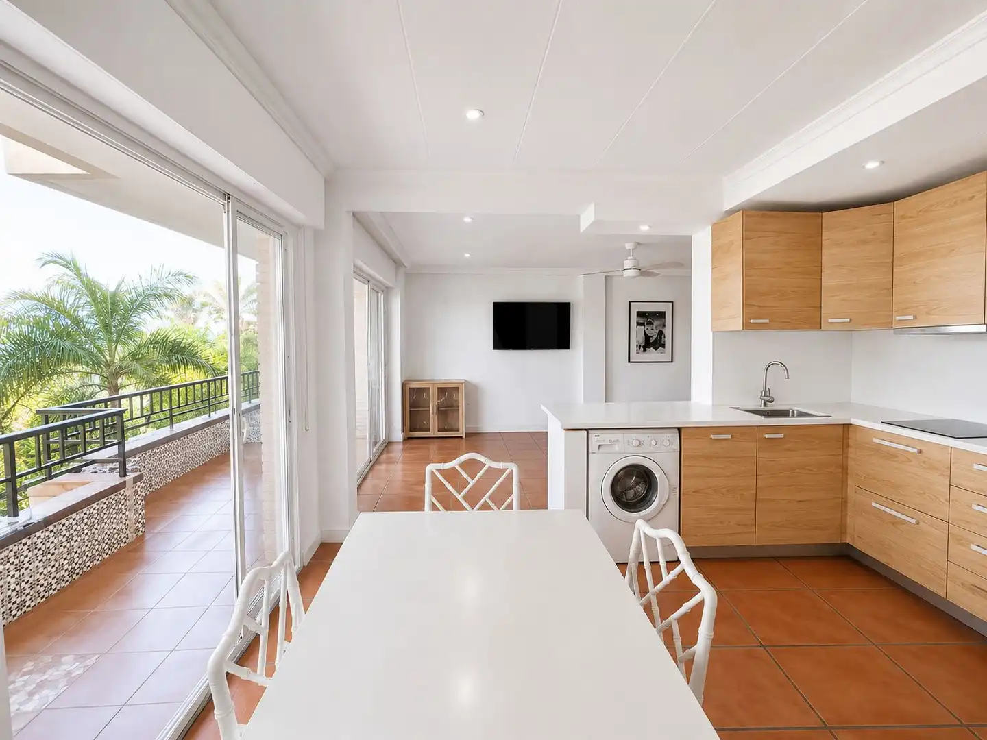 Flat with lift for sale in Estepona Pueblo