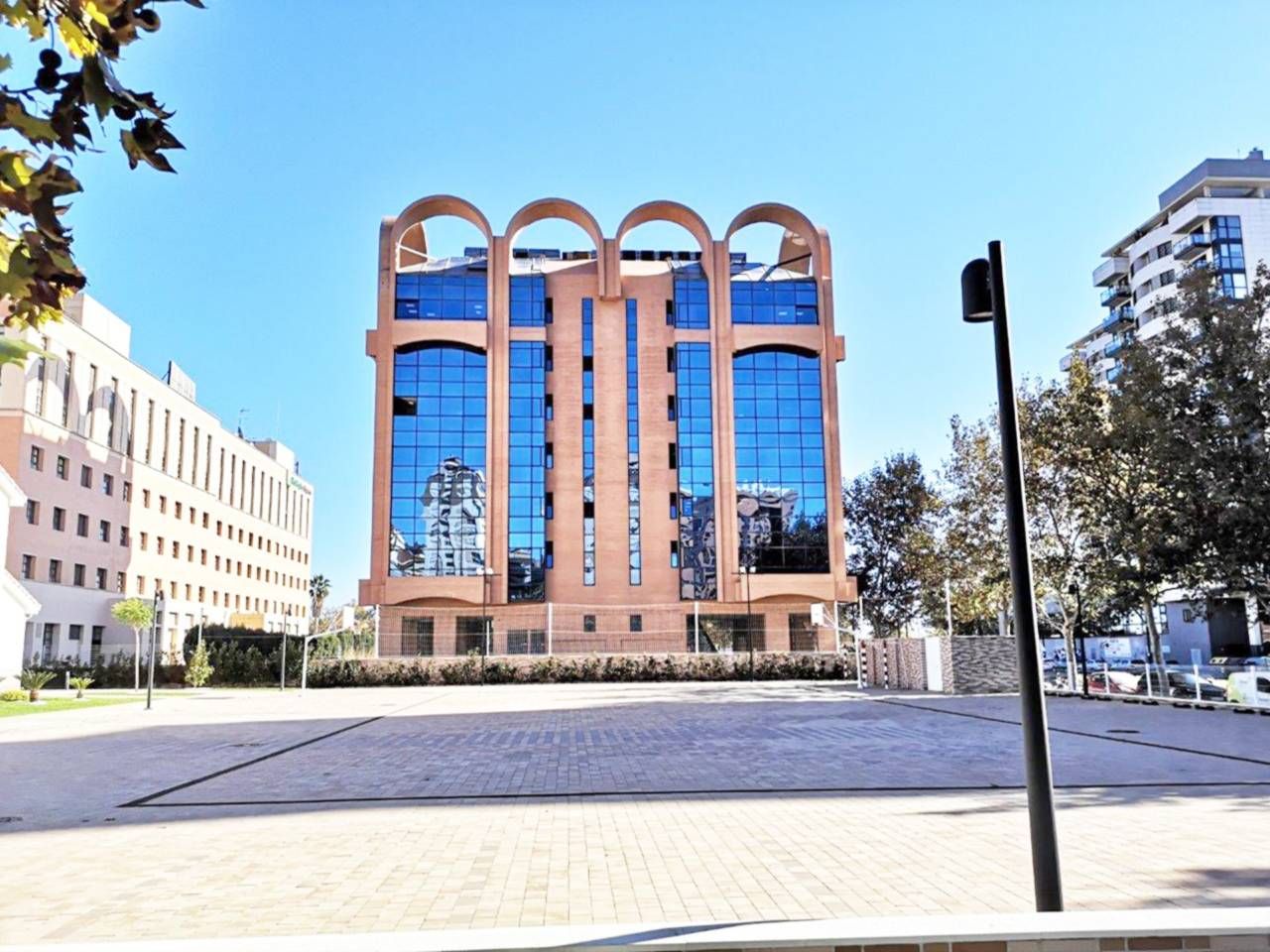 Exterior view of Office to rent in  Valencia Capital  with Air Conditioner, Heating and Alarm