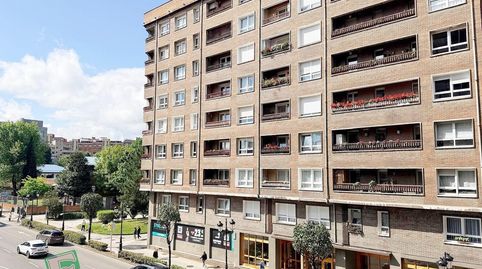 Foto 5 de Piso en venta en Hermanos Menendez Pidal, Llamaquique, Oviedo