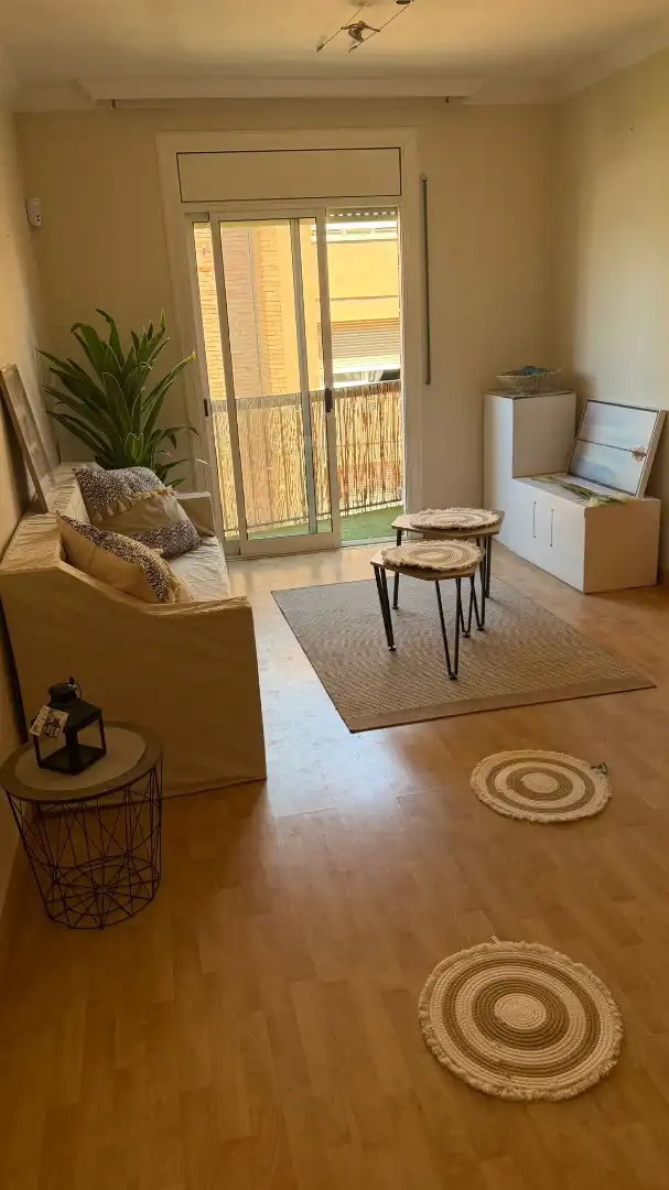 Wohnzimmer von Wohnung zum Verkauf in Rubí mit Heizung, Ofen und Balkon