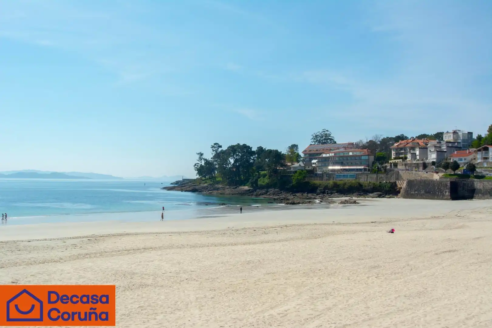 Vista exterior de Piso en venta en Sanxenxo con Calefacción, Terraza y Trastero