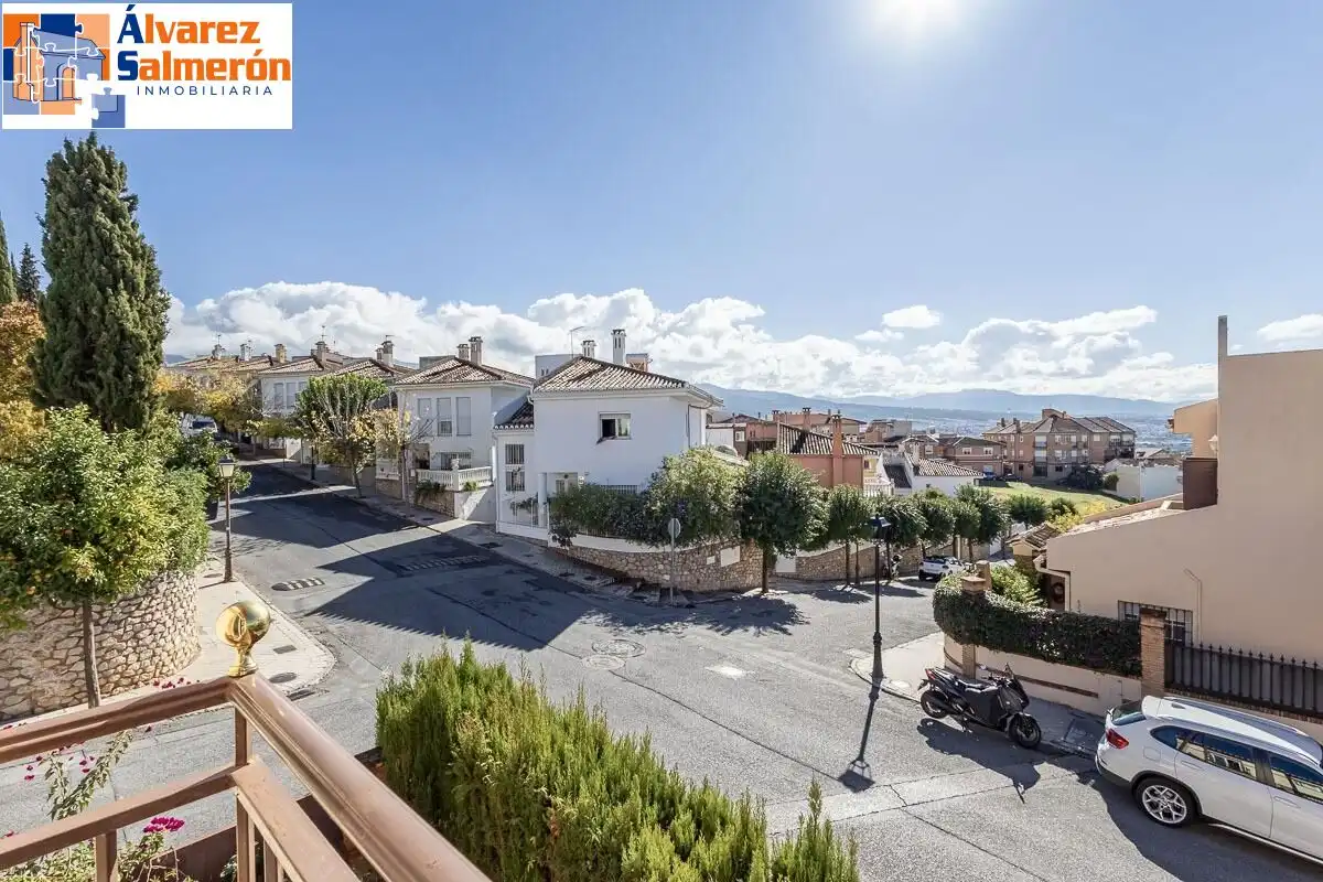 Exterior view of Houses for sale in Huétor Vega  with Air Conditioner, Heating and Terrace