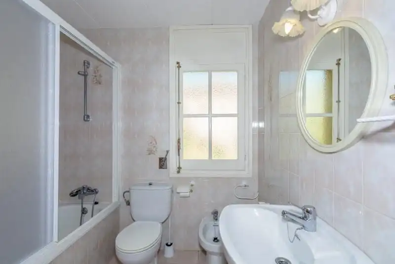 Baño de Casa o chalet en venta en Lloret de Mar con Calefacción, Jardín privado y Piscina