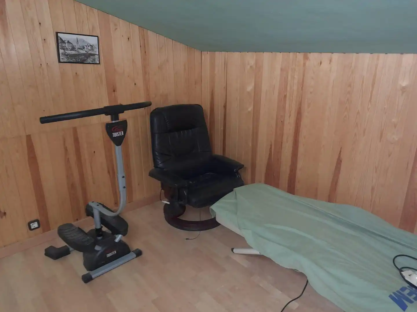 Dormitori de Casa o xalet en venda en Flix amb Jardí privat, Terrassa i Traster