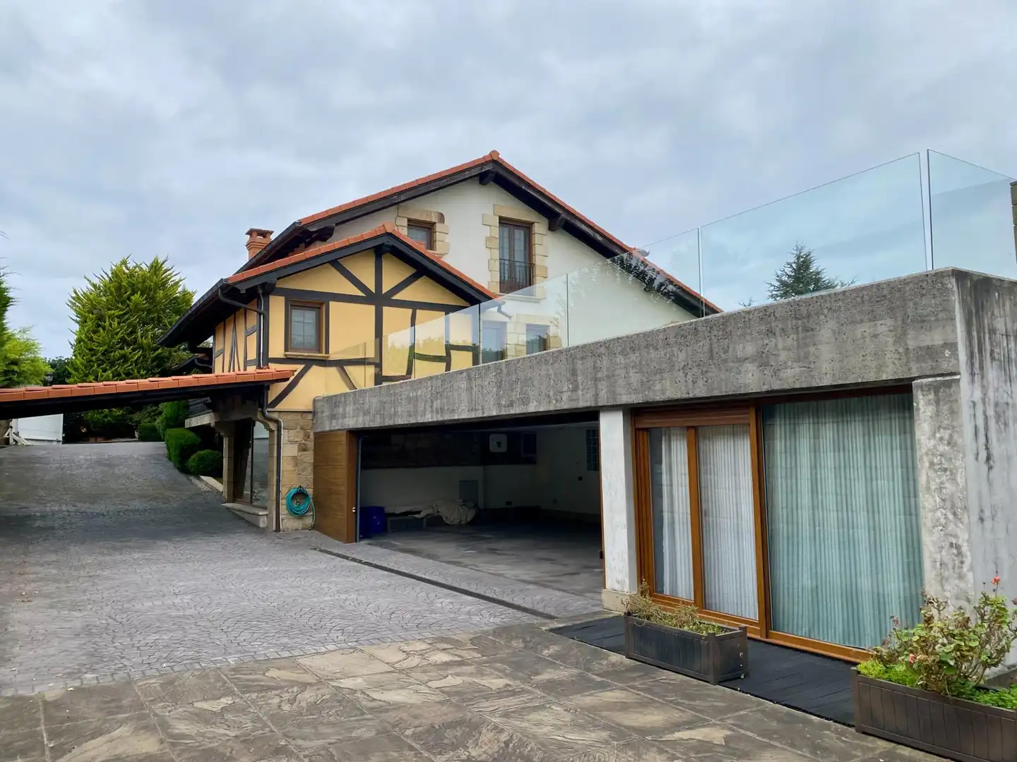 Chalet con terraza en venta en Calle Cortiguera, imagen 68