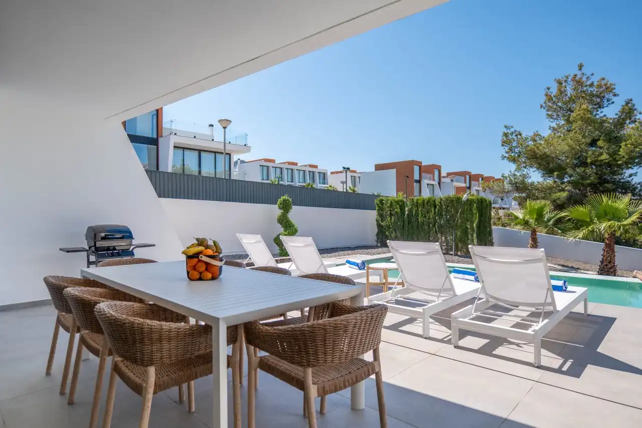 Chalet con terraza en venta en Marisol Park - Ortembach - Los Almendros, imagen 20