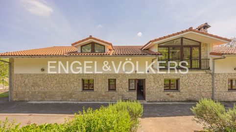 Foto 4 de Casa adosada de alquiler en Mungia, Bizkaia