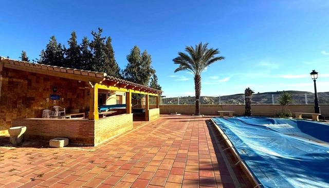 Casa-chalet en Venta en Calle Los Almendros en Campos del Río