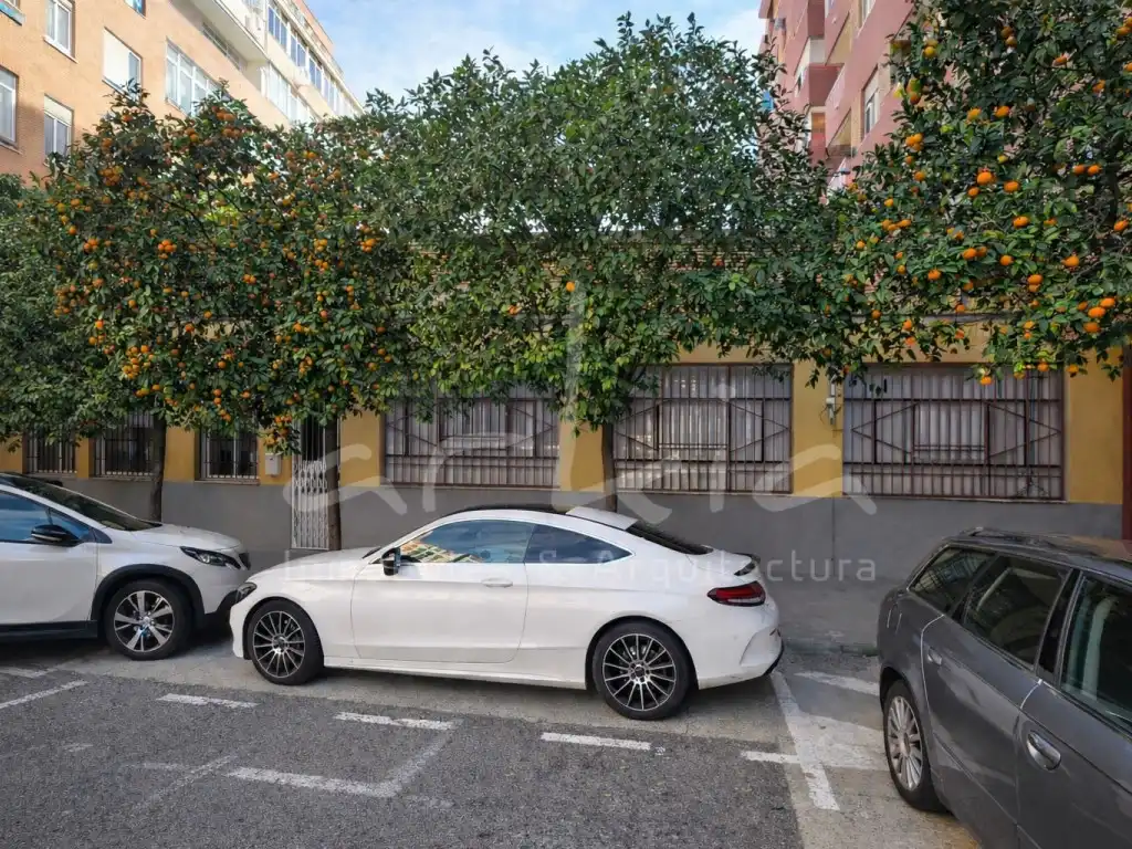 Local de alquiler en Ciutat Jardí