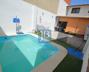 Swimming pool of House or chalet for sale in La Llosa de Ranes  with Air Conditioner, Terrace and Swimming Pool