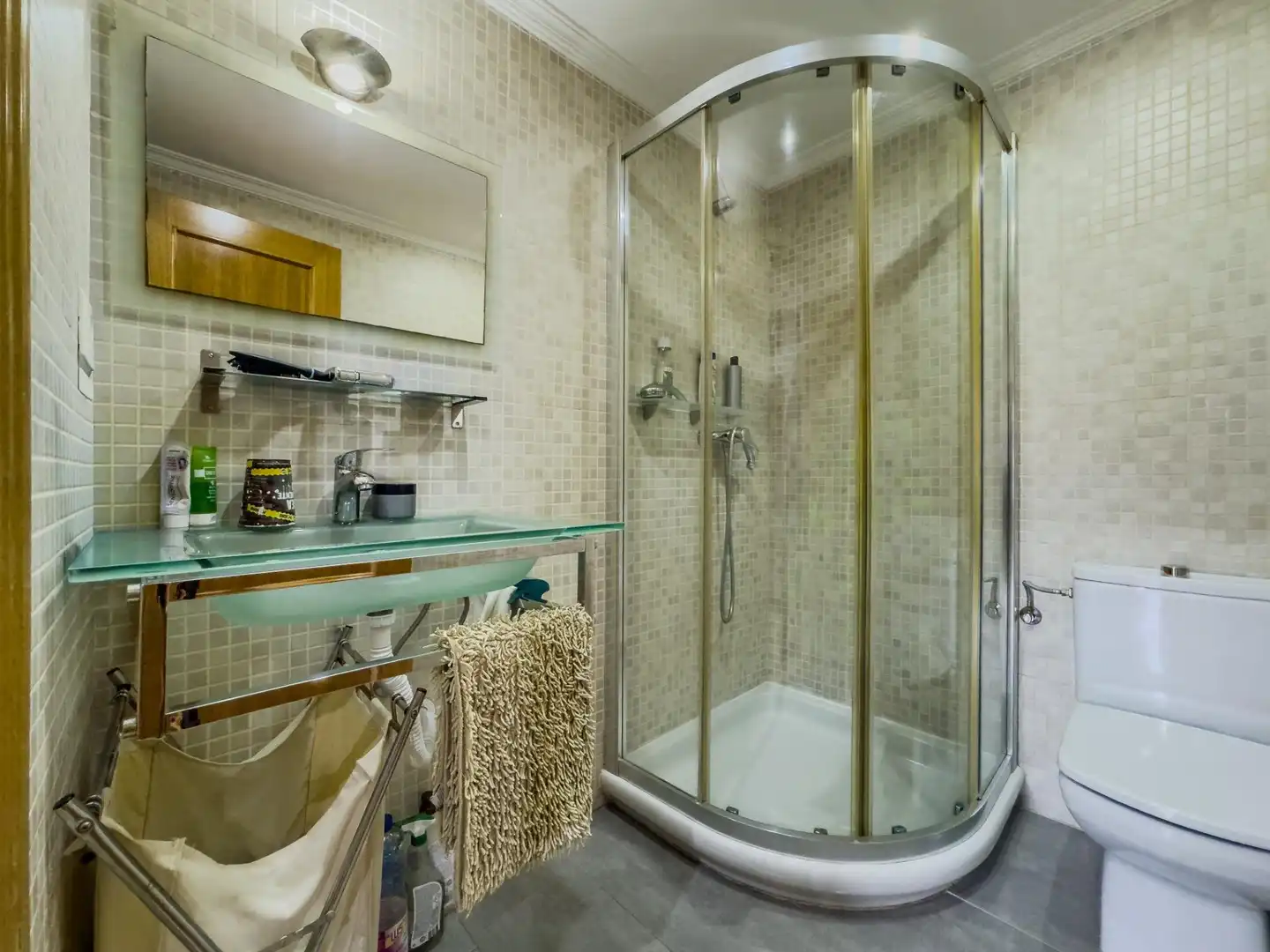 Baño de Piso en venta en Entrambasaguas con Aire acondicionado, Calefacción y Jardín privado