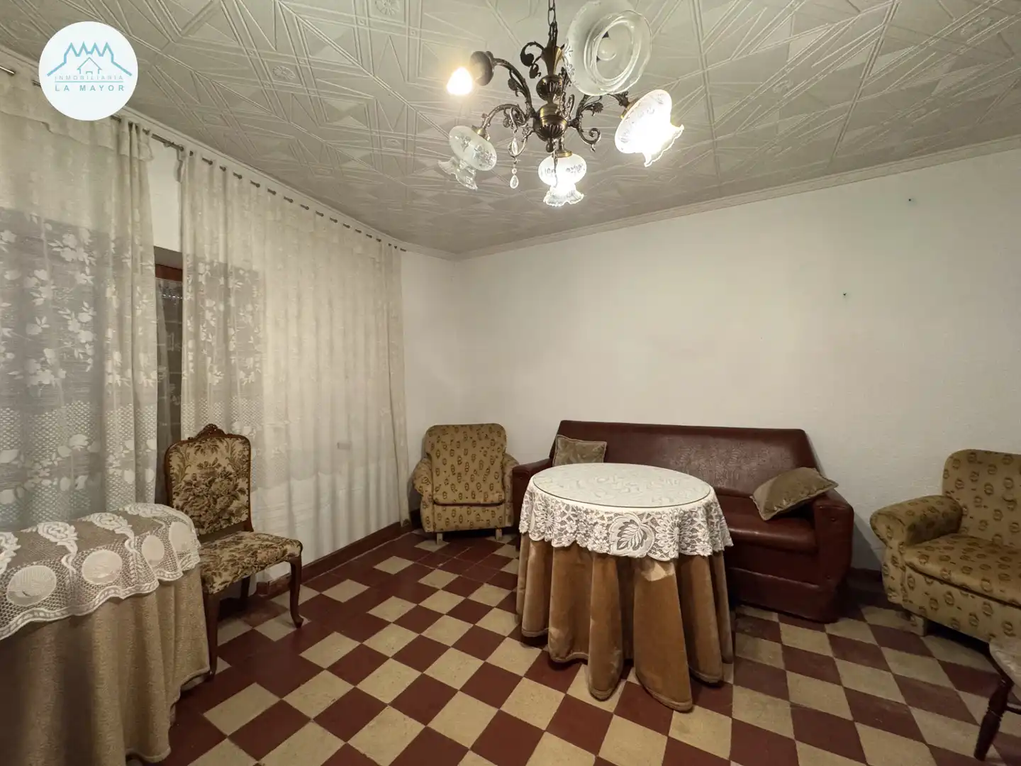 Dining room of Houses for sale in Carrión de Calatrava  with Air Conditioner, Terrace and Furnished