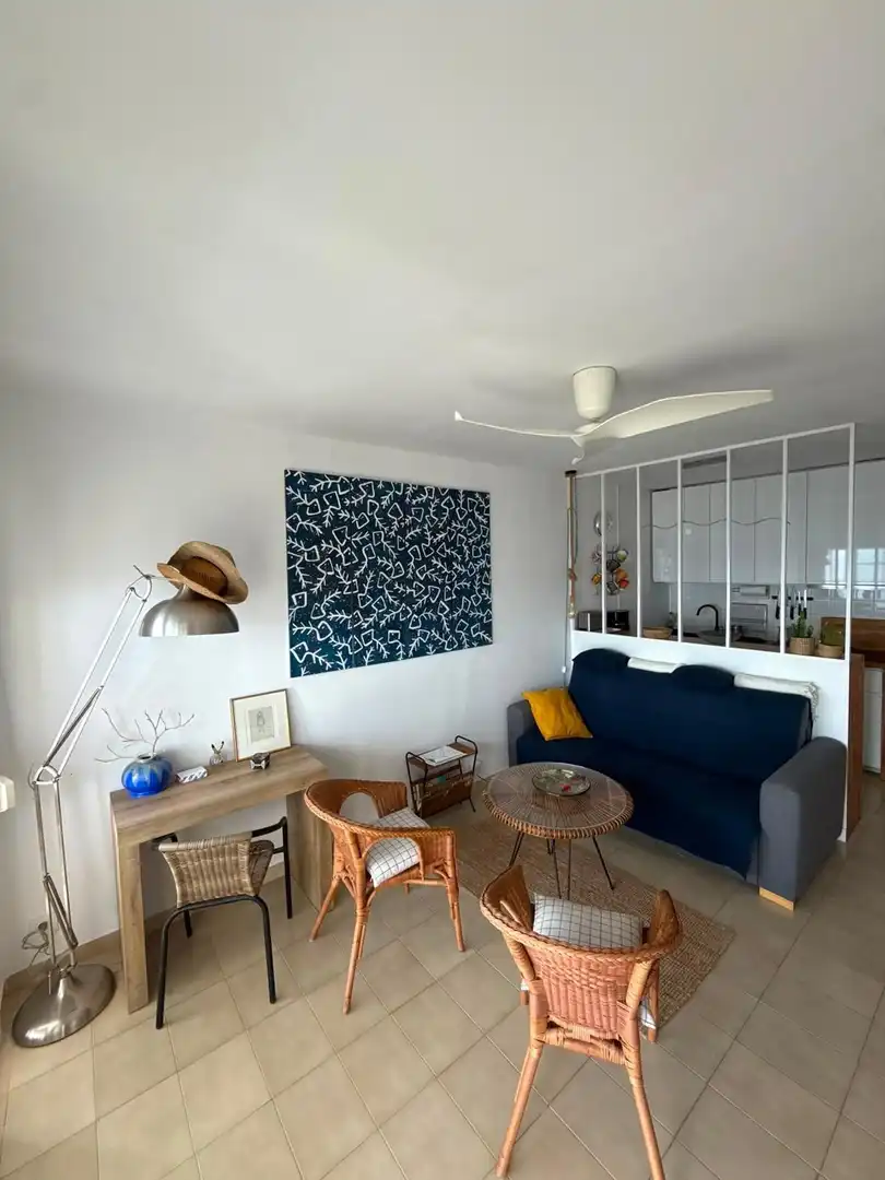 Sala de estar de Apartamento en venta en Roses con Terraza y Trastero