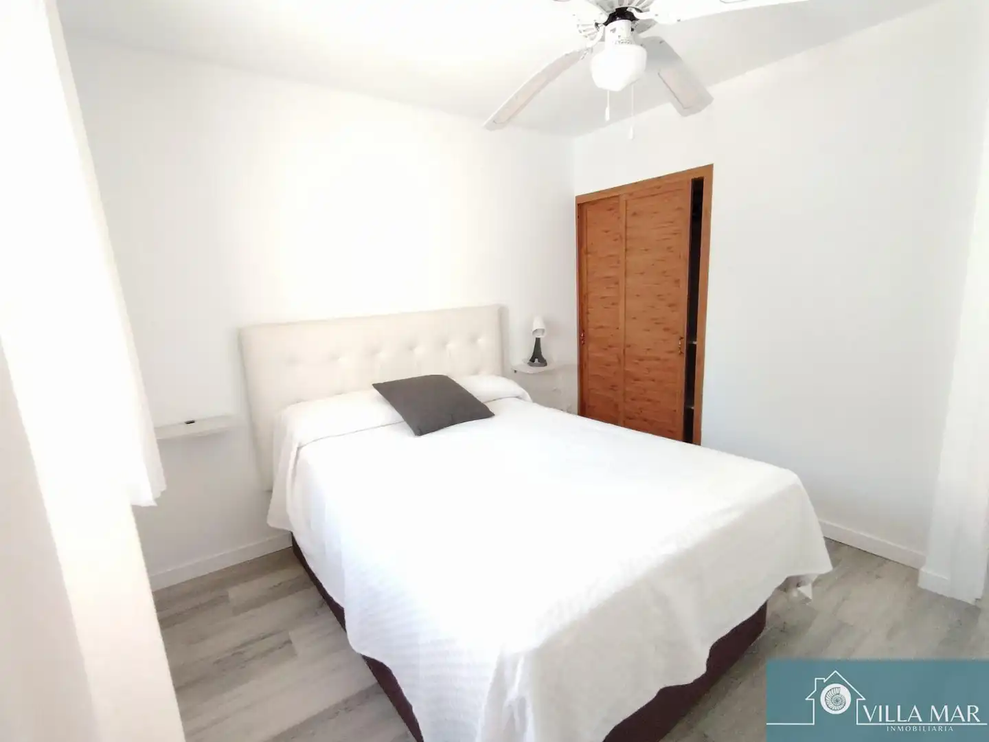 Bedroom of Flat for sale in Rota