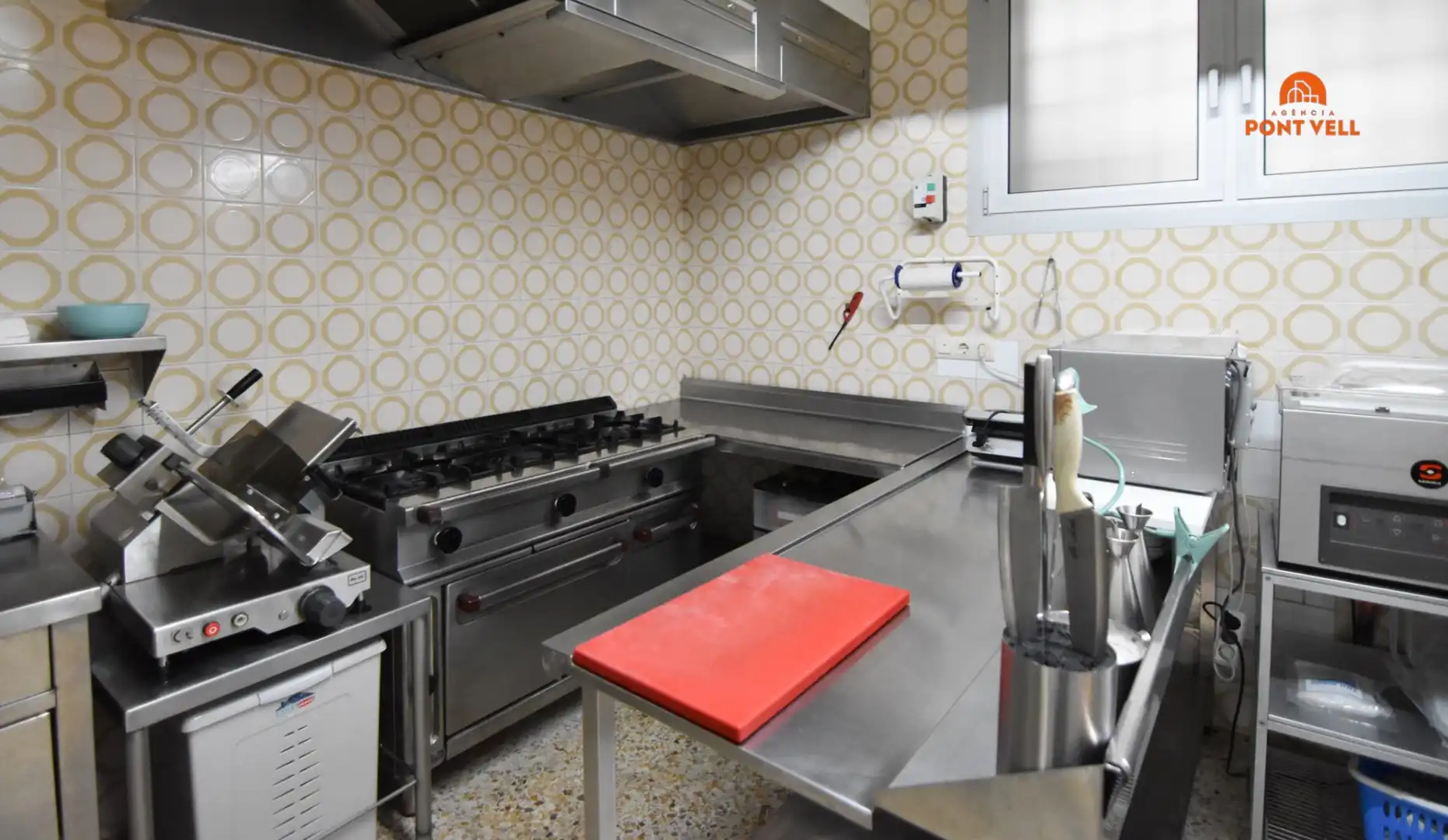 Local commercial à vendre à La Bisbal d'Empordà, imagen 24