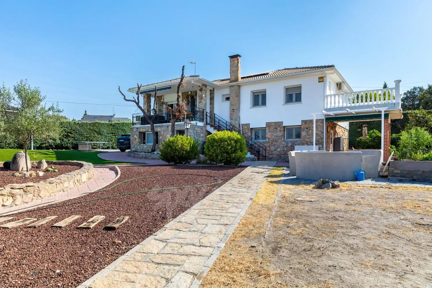 Detached house with pool for sale in Calle Calle Castillo de Beliver, imagen 3
