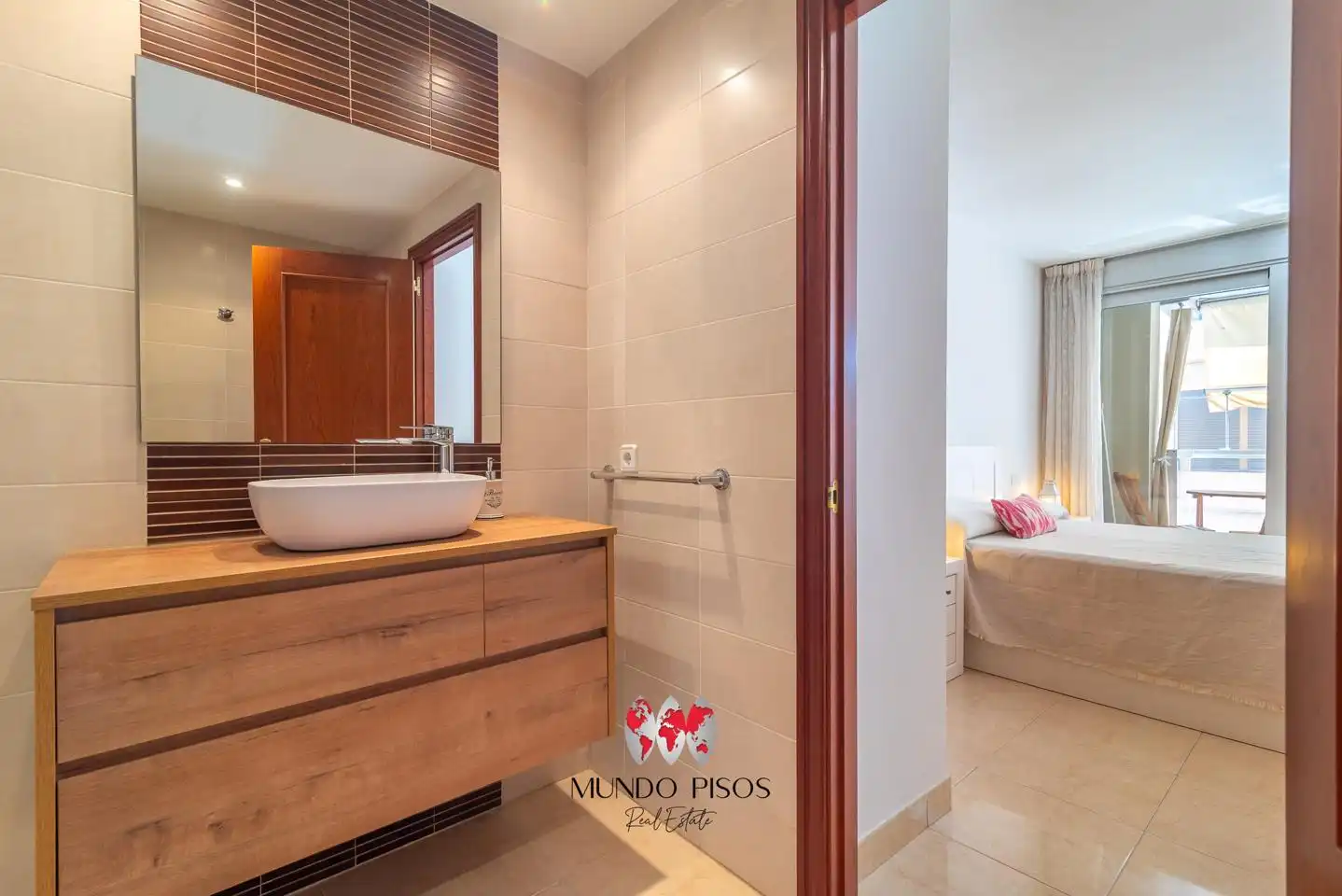 Bathroom of Flat for sale in  Palma de Mallorca  with Air Conditioner, Heating and Storage room