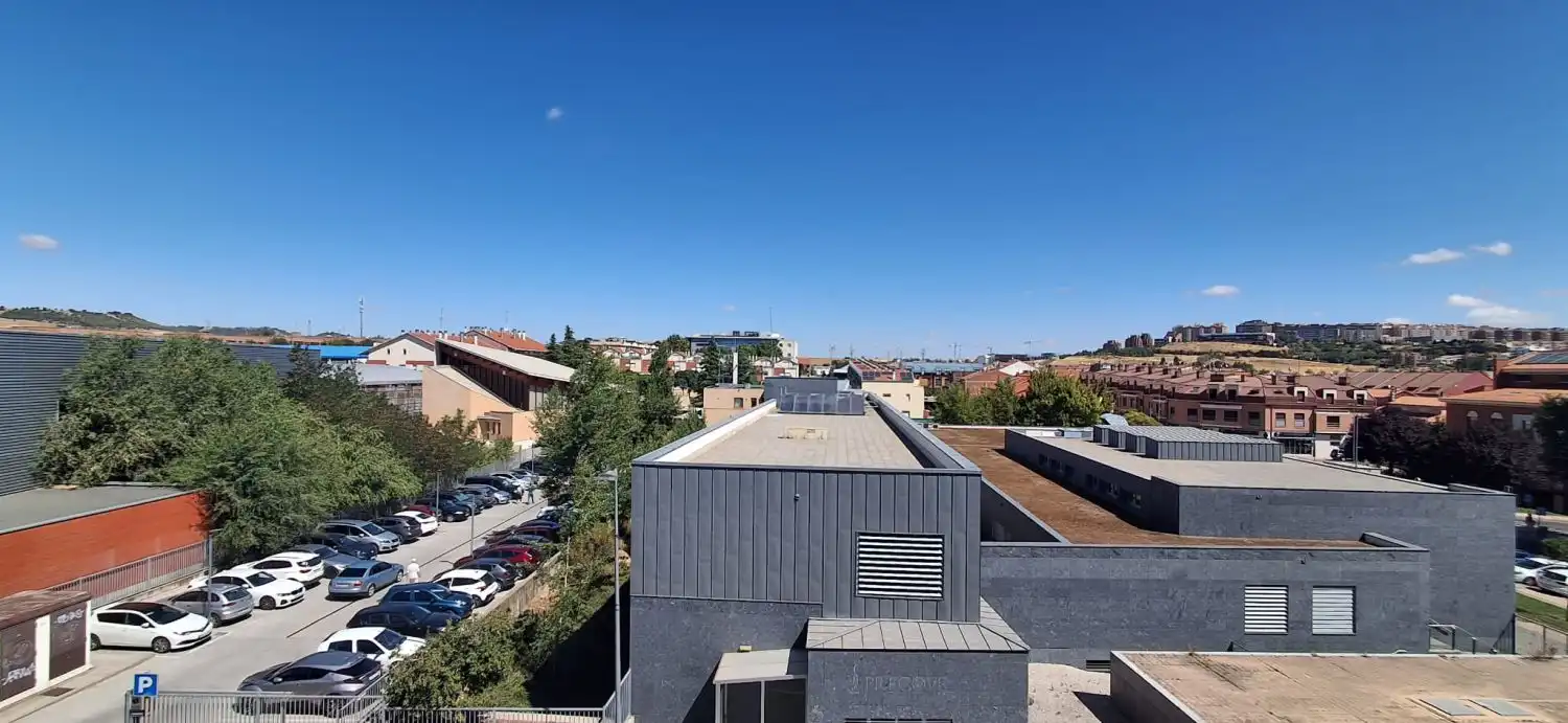 Vista exterior de Dúplex en venda en Arroyo de la Encomienda amb Calefacció, Parquet i Terrassa