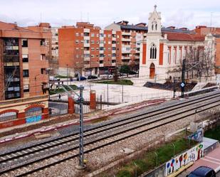 Exterior view of Flat for sale in Valladolid Capital  with Heating, Terrace and Balcony