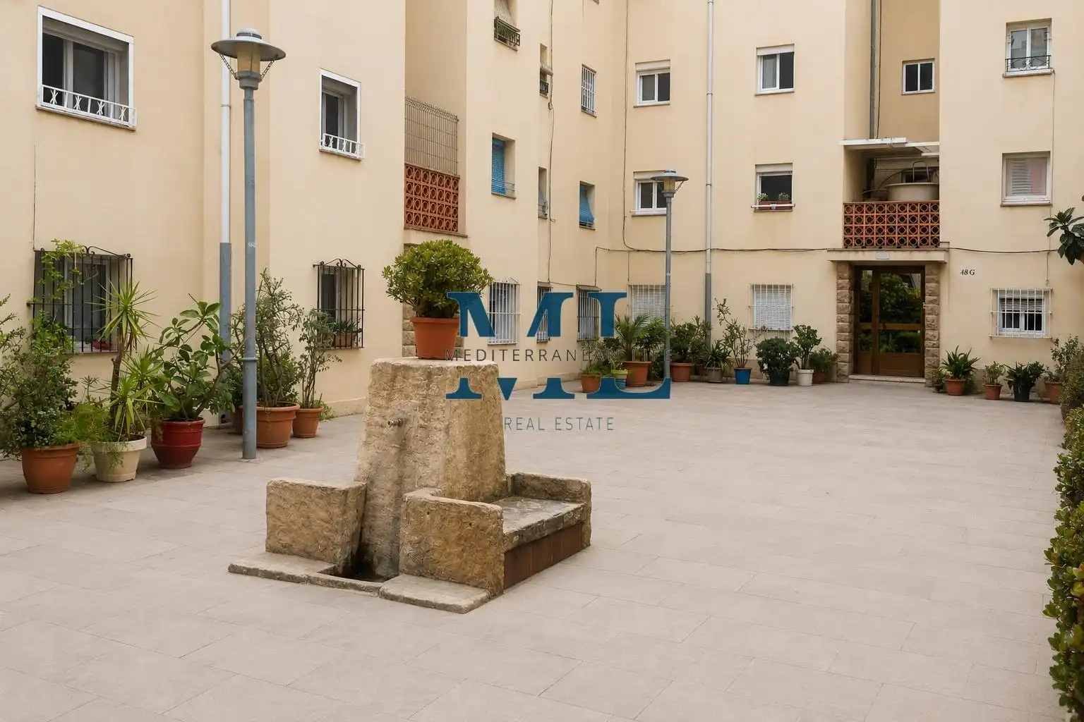 Vista exterior de Piso en venta en Vilanova i la Geltrú con Calefacción