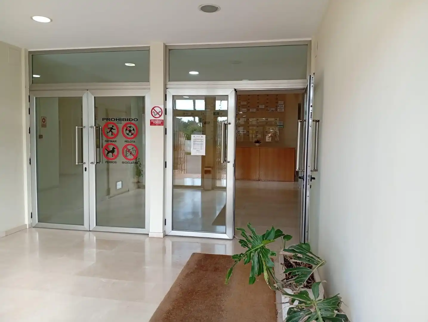 Local comercial en venda a Los Barrios, imagen 4