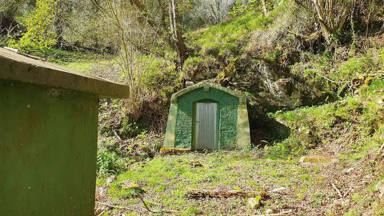 Vista exterior de Finca rústica en venta en Llanes