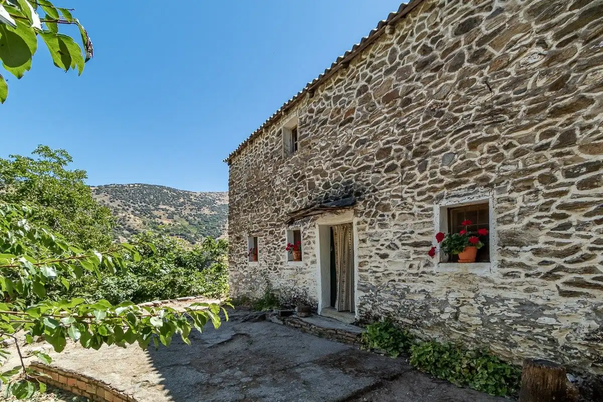 Casa rústica en venda a Güéjar Sierra