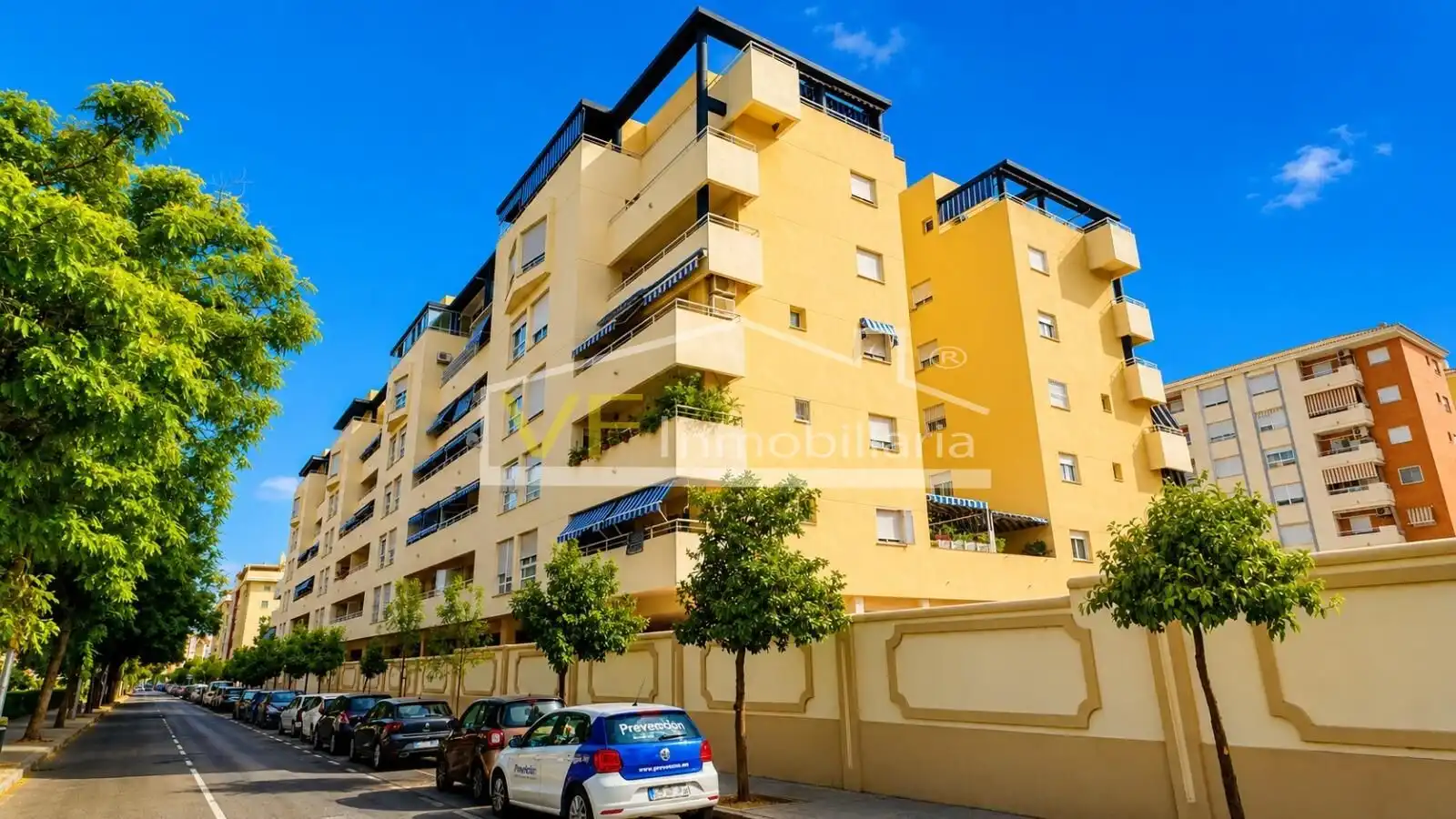 Vista exterior de Piso en venta en Málaga con Aire acondicionado, Jardín privado y Terraza