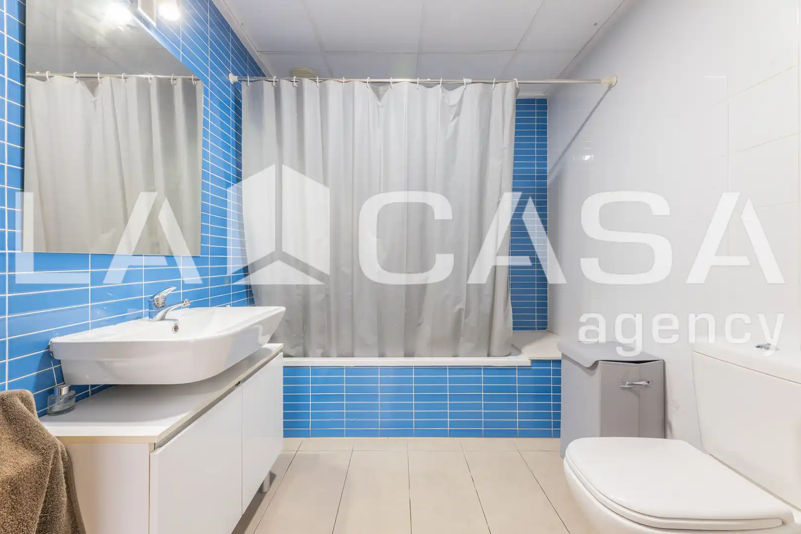 Baño de Piso en venta en Burjassot con Calefacción y Balcón