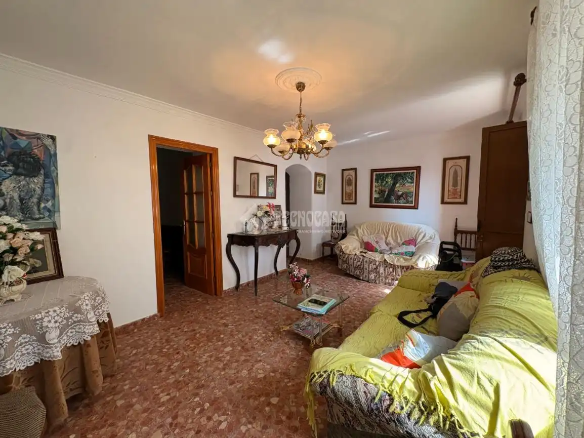 Sala de estar de Casa adosada en venta en Ardales con Terraza, Amueblado y Balcón