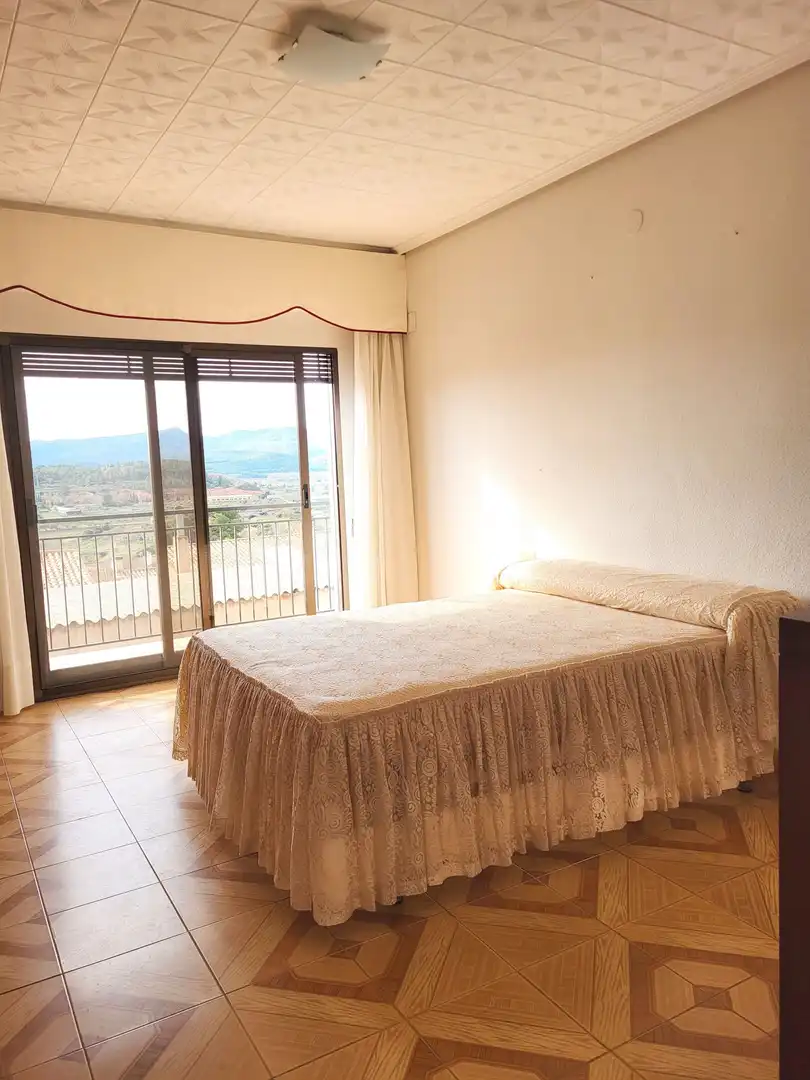 Bedroom of Flat for sale in Castellnovo  with Terrace, Storage room and Oven