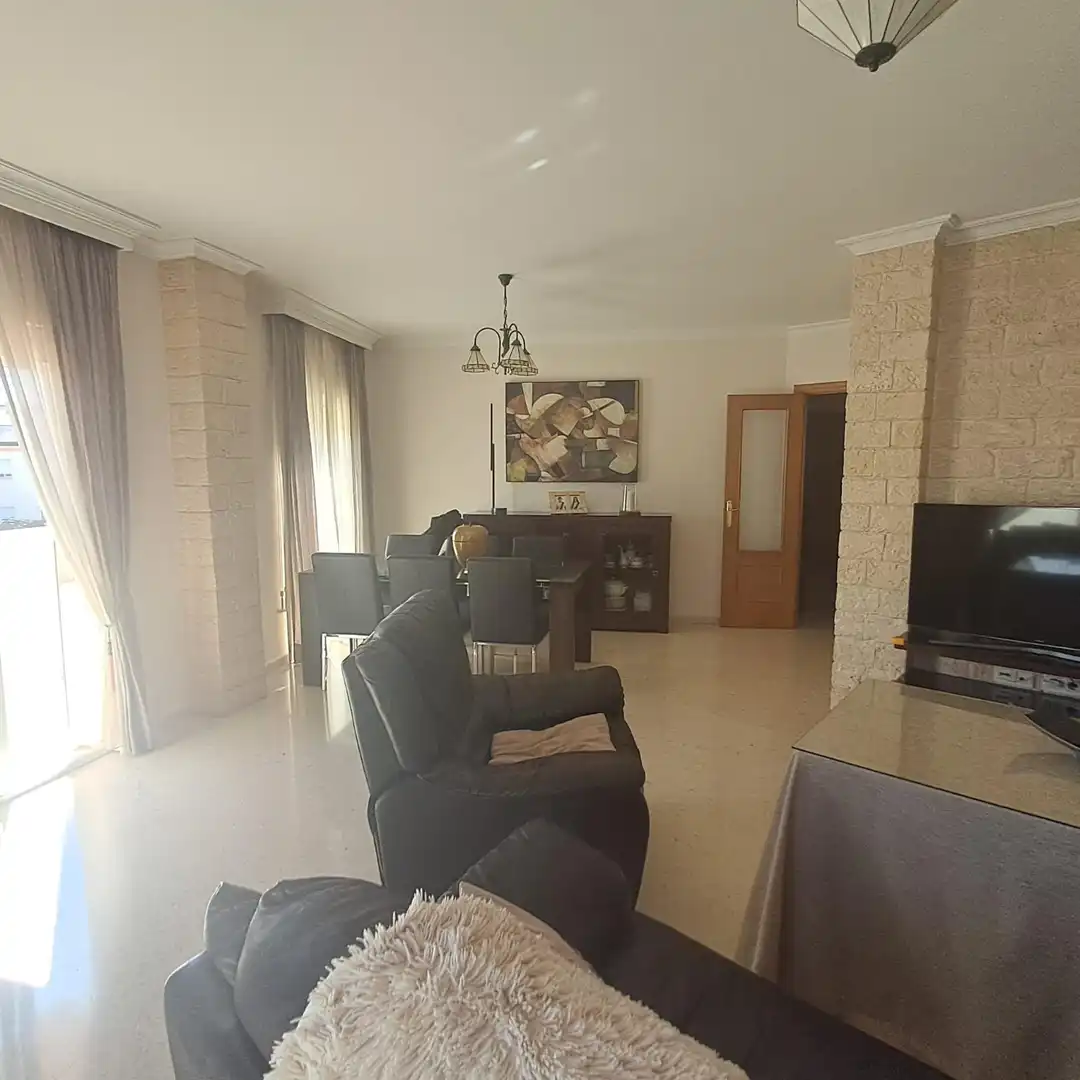 Sala d'estar de Àtic en venda en Estepona