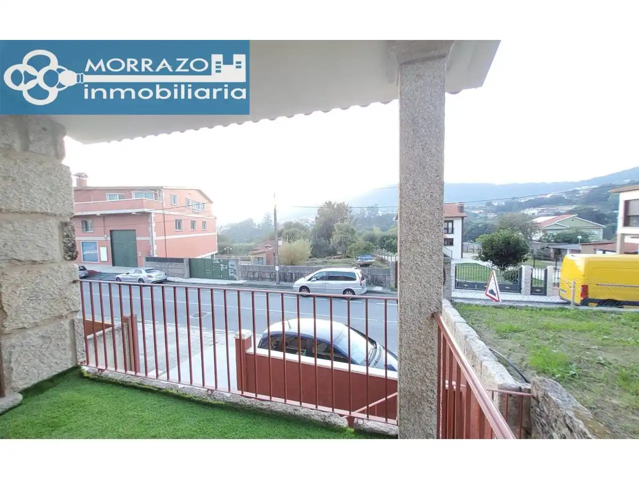 Vista exterior de Casa adosada en venta en Moaña con Calefacción, Jardín privado y Terraza
