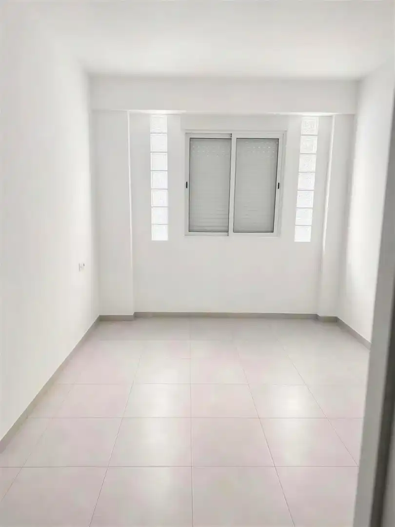 Bajo en venta en Calle Deportista Vicente Pastor, imagen 11