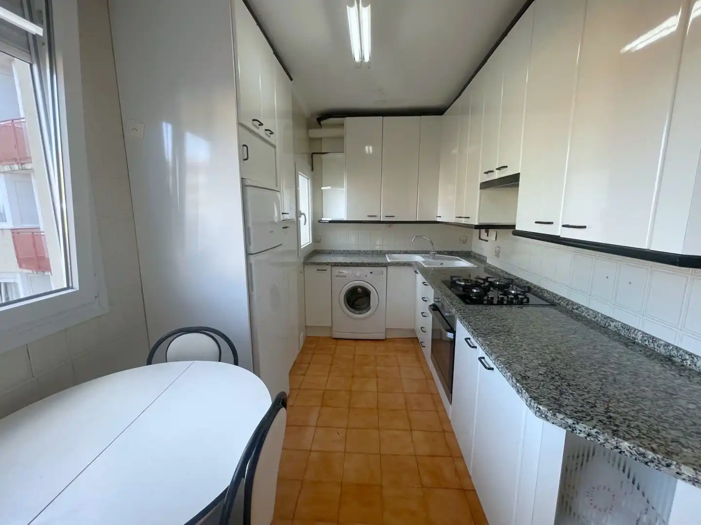 Flat for rent in Paseo Menéndez Pelayo, Brazomar