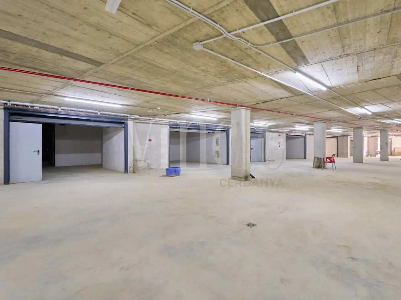 Parking de Casa adosada en venta en Bolvir con Jardín privado, Parquet y Piscina comunitaria
