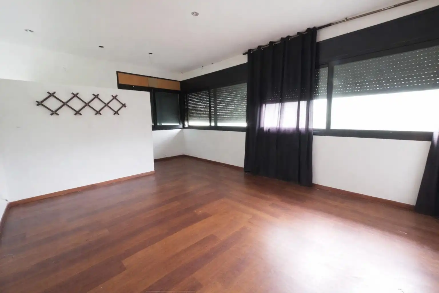 Casa o xalet en venda en Cabrils amb Jardí privat, Parquet i Piscina