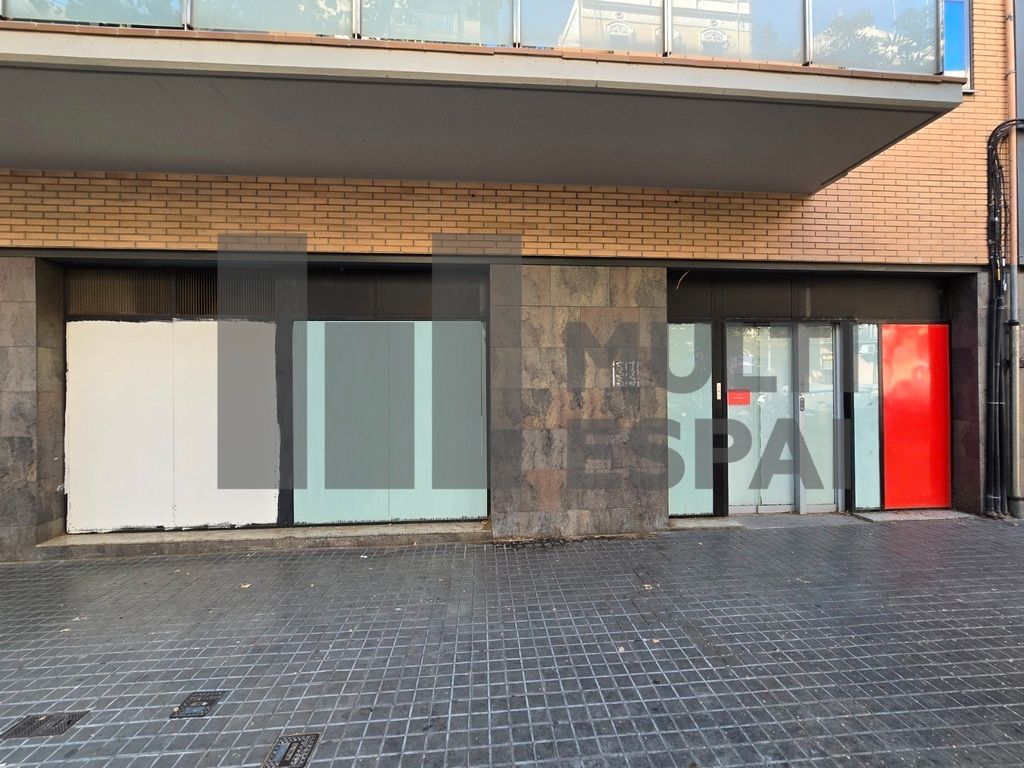 Local de lloguer a Carrer del Consell de Cent, Hostafrancs