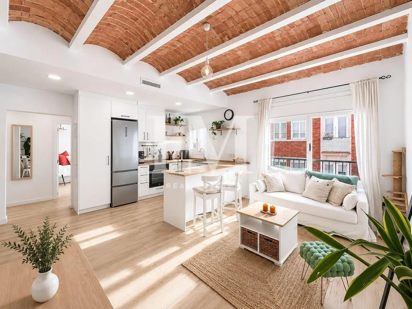 Cuina de Apartament en venda en Barcelona amb Calefacció i Moblat