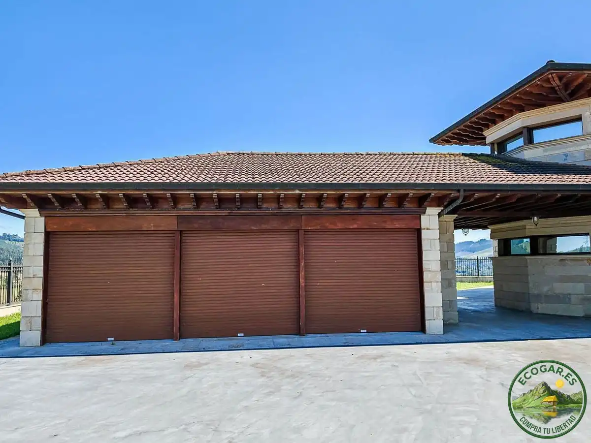 Vista exterior de Casa o chalet en venta en Nava con Calefacción, Jardín privado y Parquet