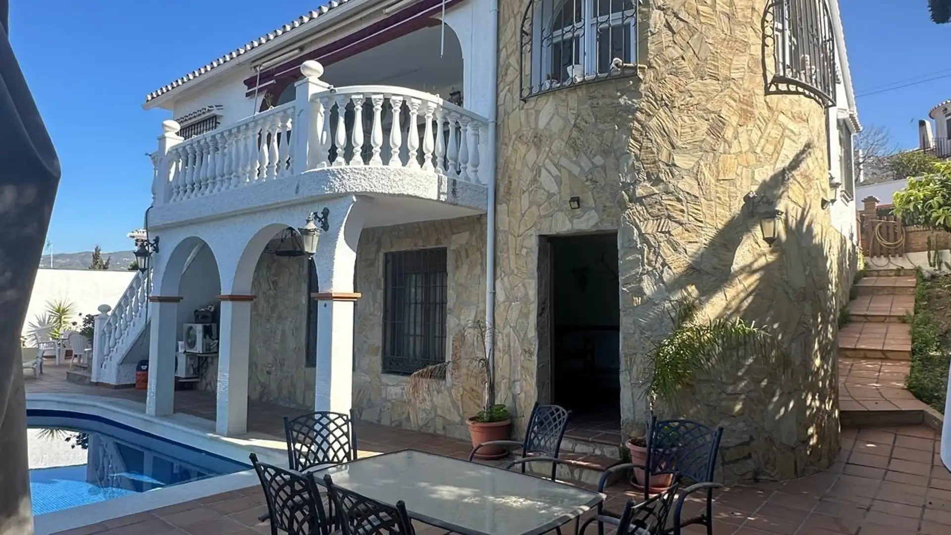 Terrace of Houses for sale in Vélez-Málaga