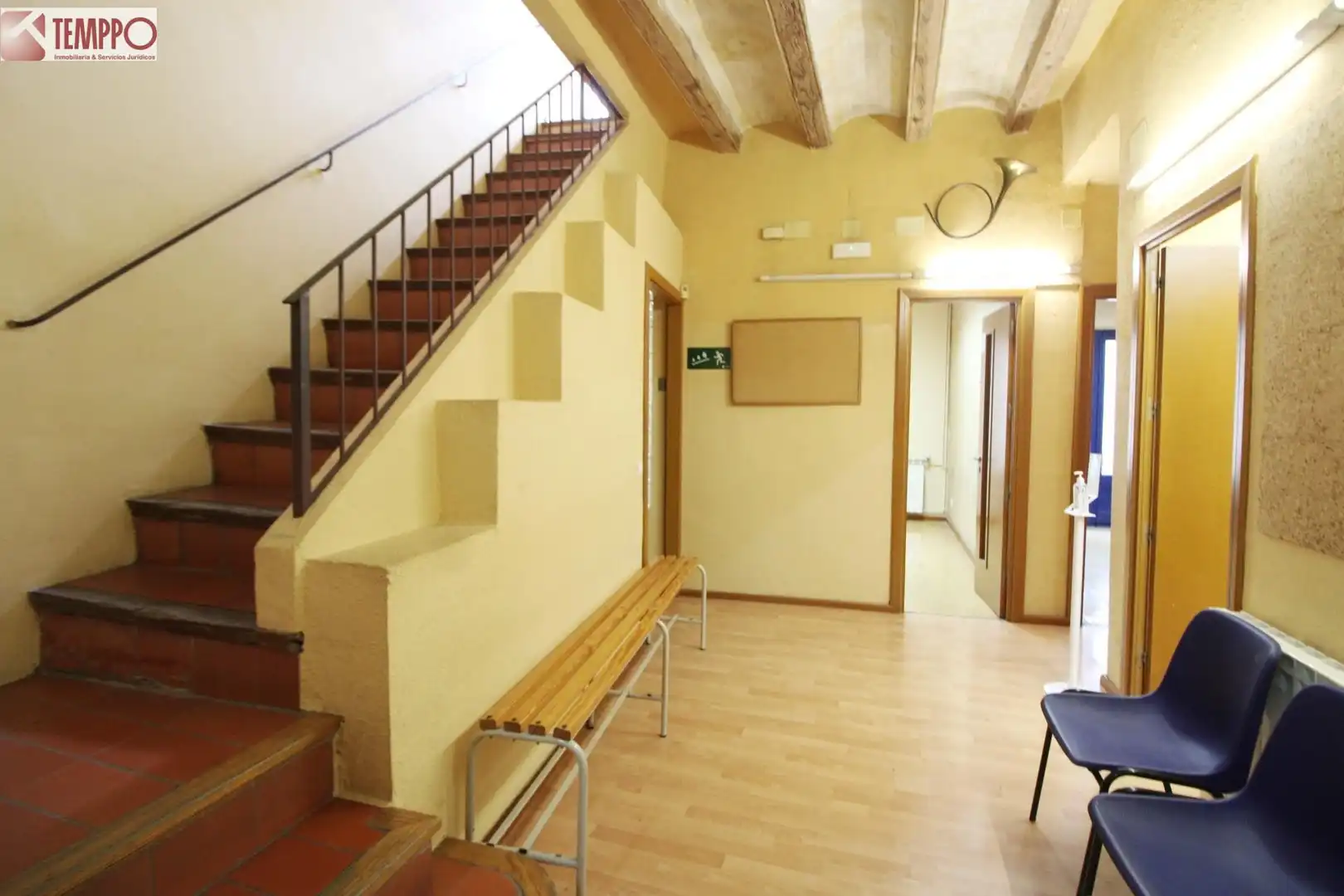 Casa adosada en venta en Carrer MURALLA, Centre
